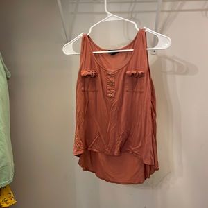 Really comfortable and kinda dressy but good for Summer